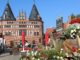 Eingangsbereich mit Holstentor vom Hansapark