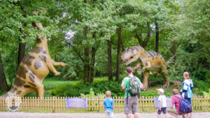 Dinosaurier im Freizeitpark Tolk-Schau